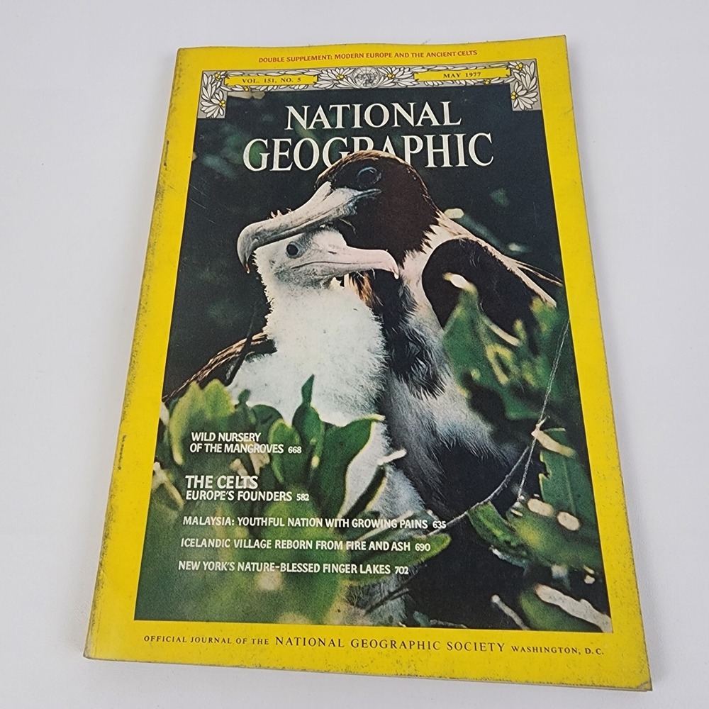 National Geographic Magazine May 1977 No‎ Insert